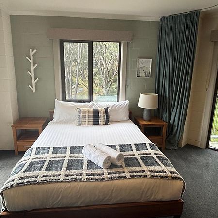 Cedarwood Apartments Falls Creek Esterno foto