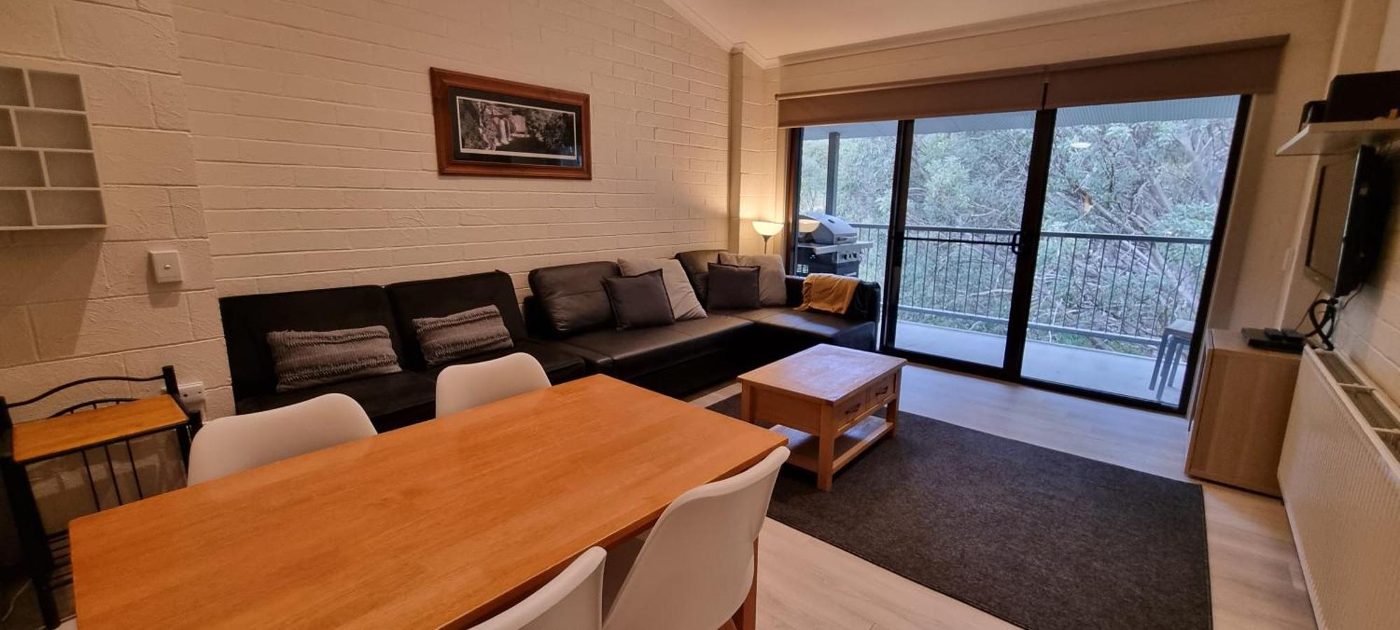 Cedarwood Apartments Falls Creek Esterno foto