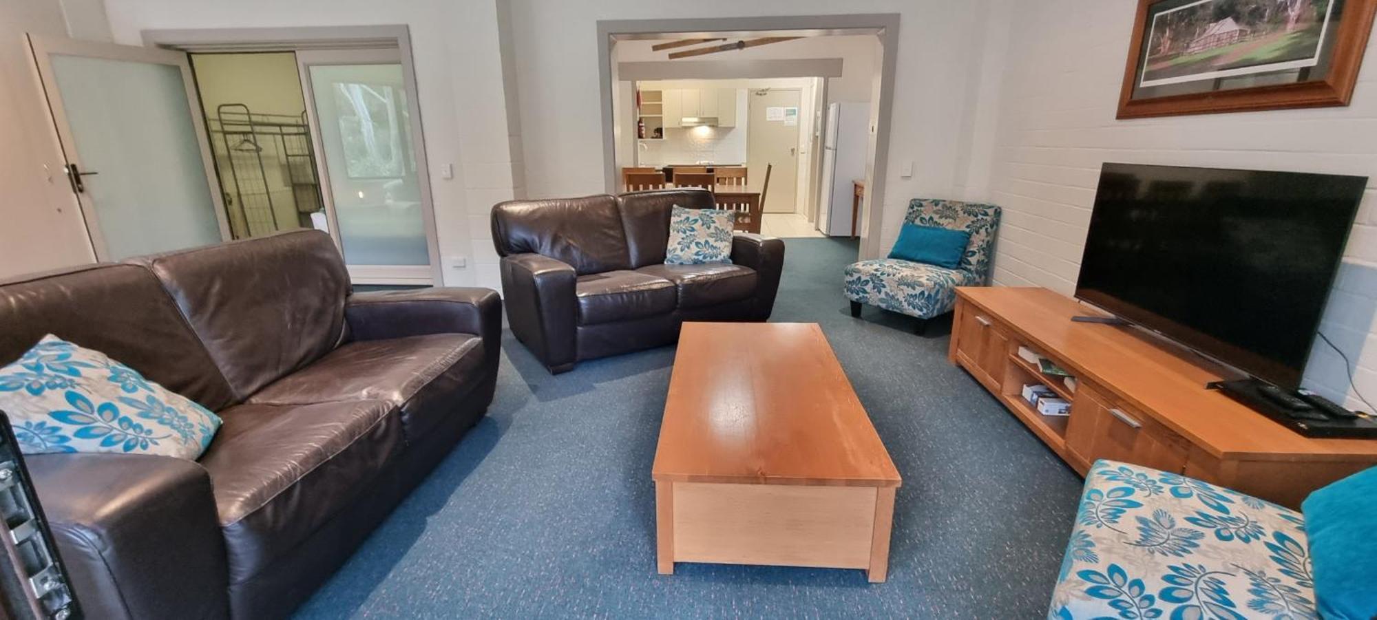 Cedarwood Apartments Falls Creek Esterno foto