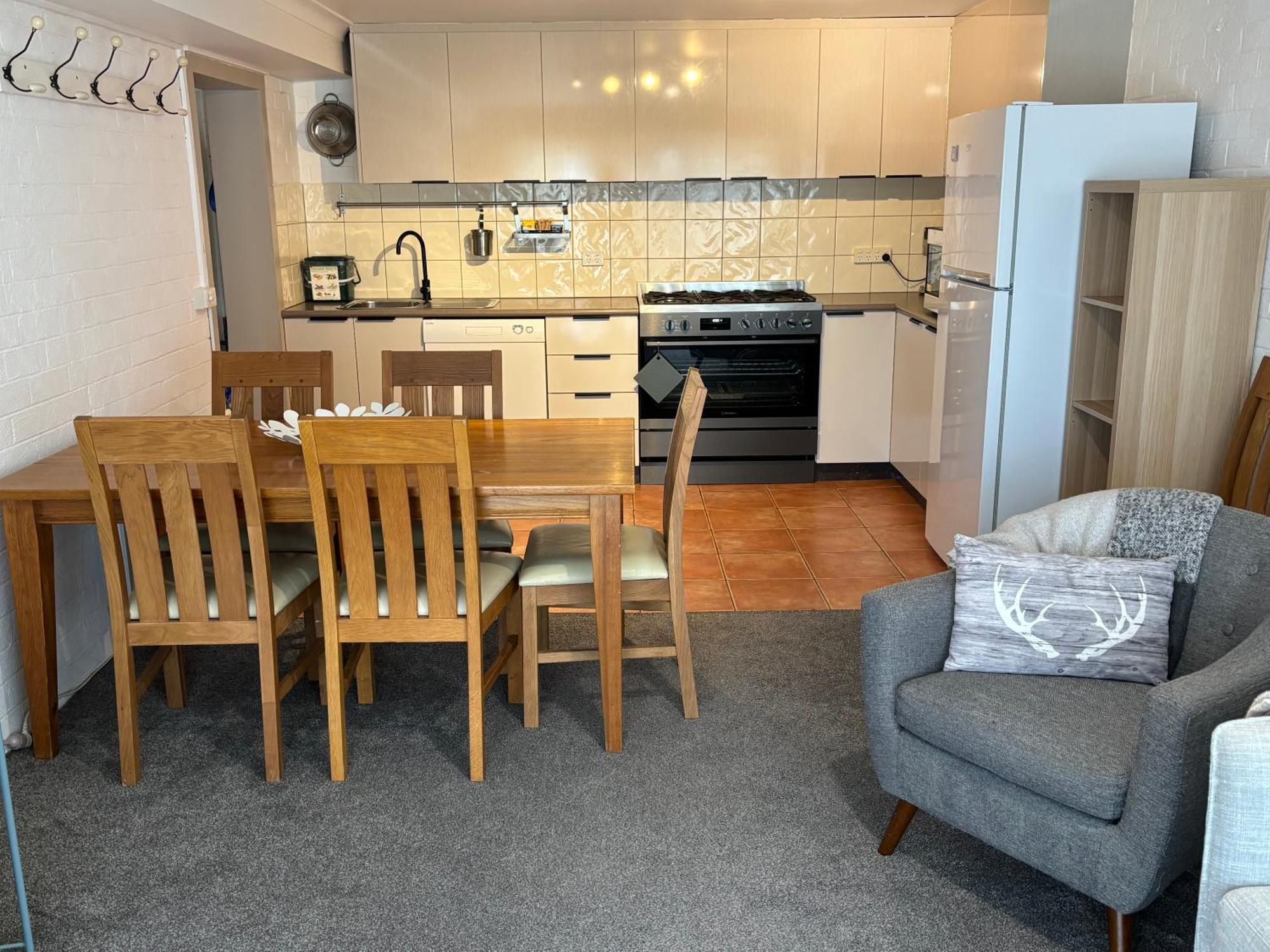 Cedarwood Apartments Falls Creek Esterno foto