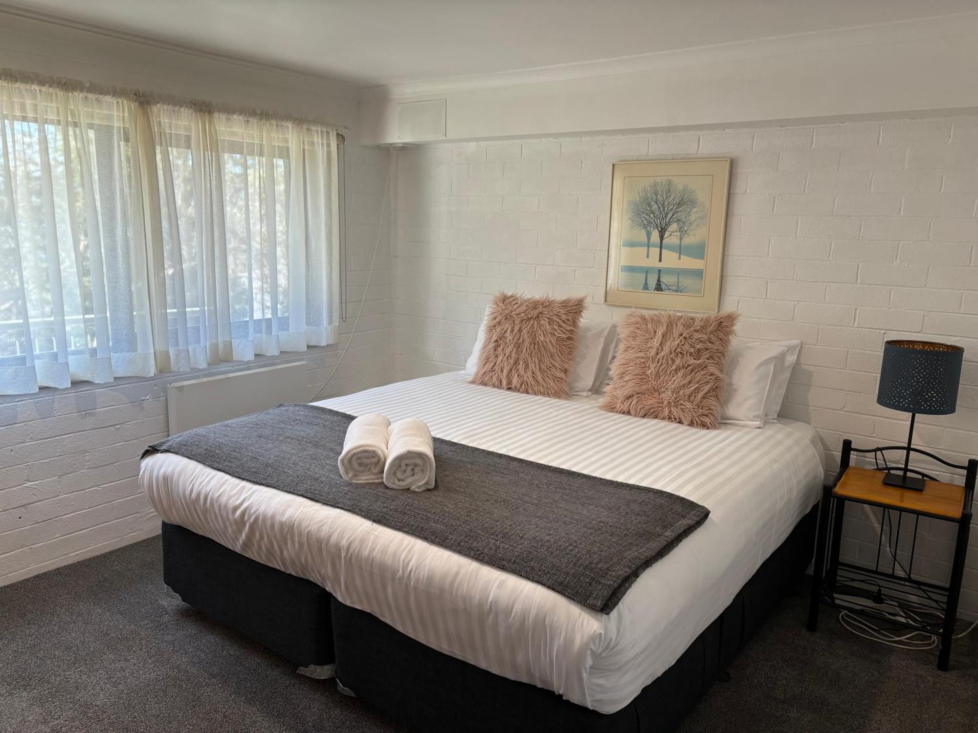 Cedarwood Apartments Falls Creek Esterno foto