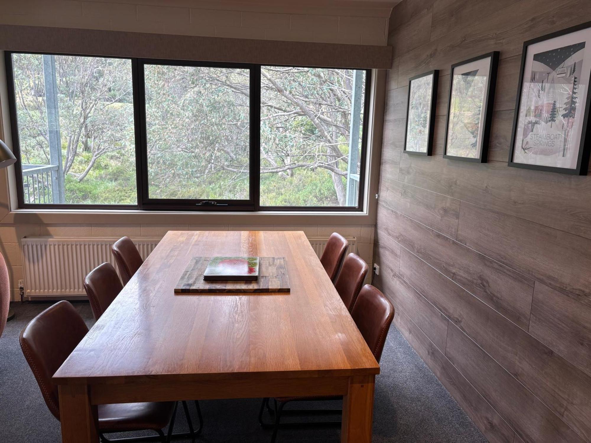 Cedarwood Apartments Falls Creek Esterno foto
