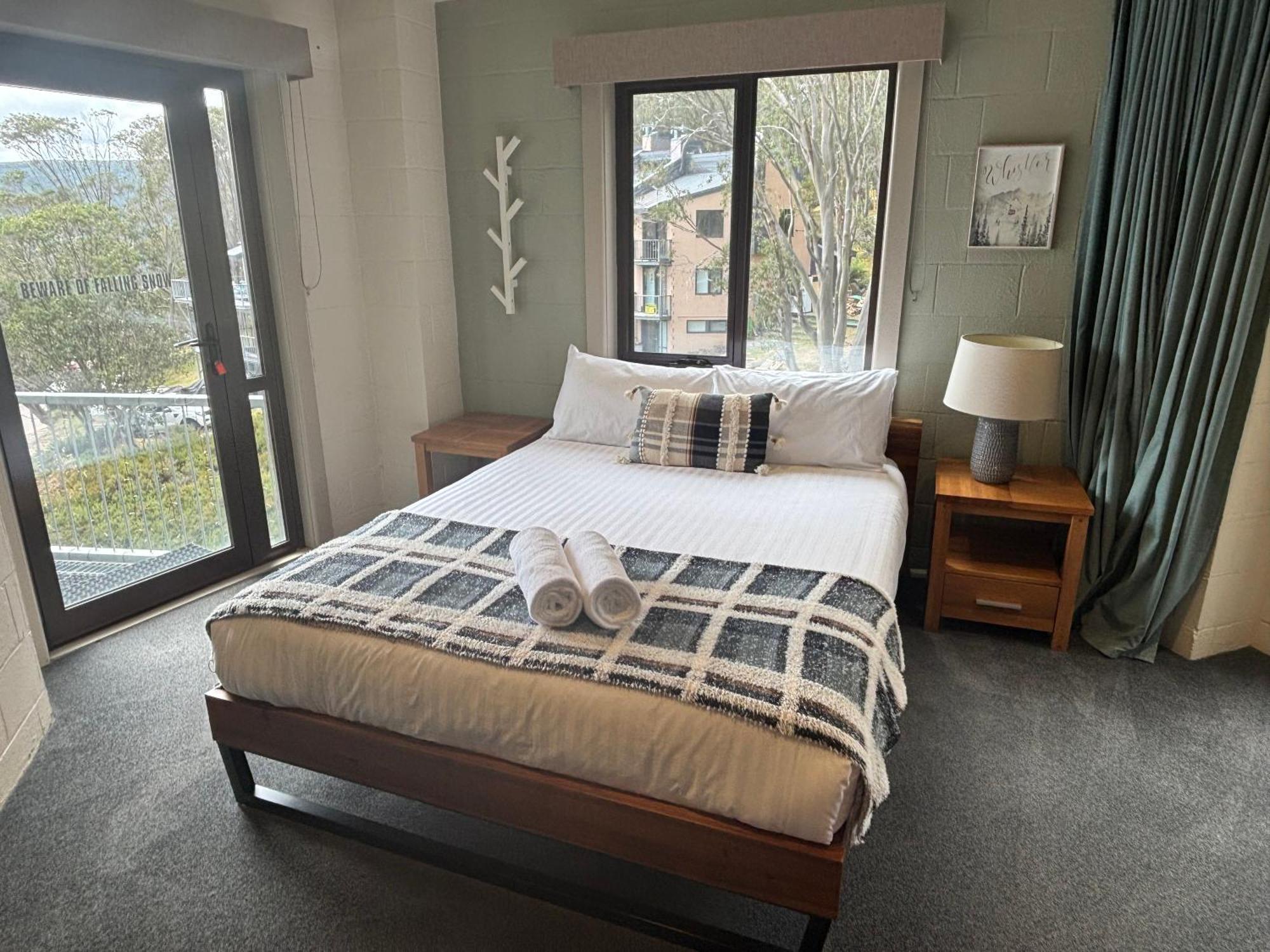 Cedarwood Apartments Falls Creek Esterno foto